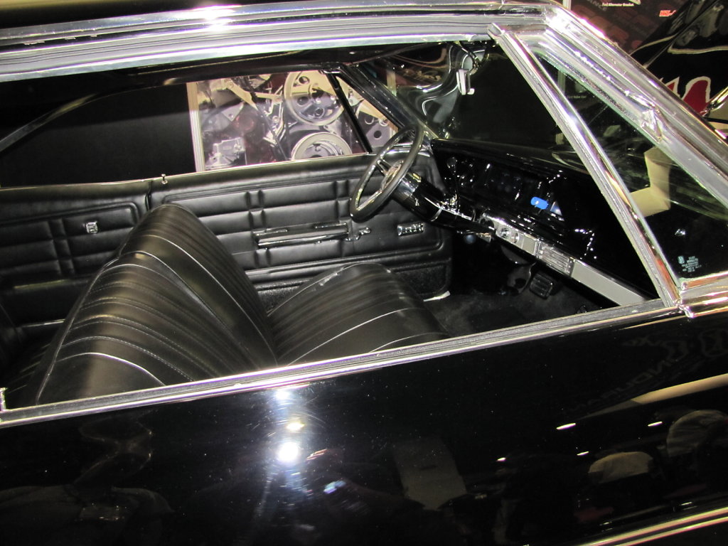 Chevy-Impala-Black-Interior.JPG