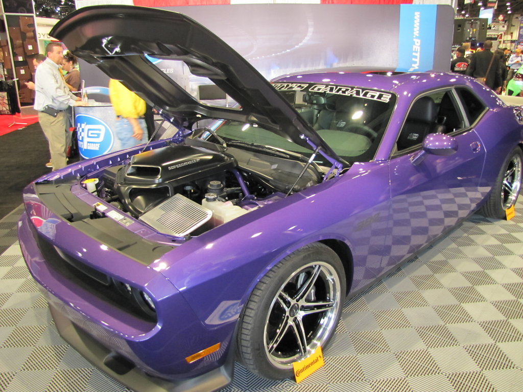 Dodge-Challenger-Purple.JPG